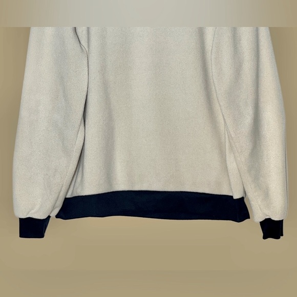 Patagonia 1/4 Zip Pullover Fleece Sweatshirt in Cream with Navy Trim, Size Large - Picture 7 of 13